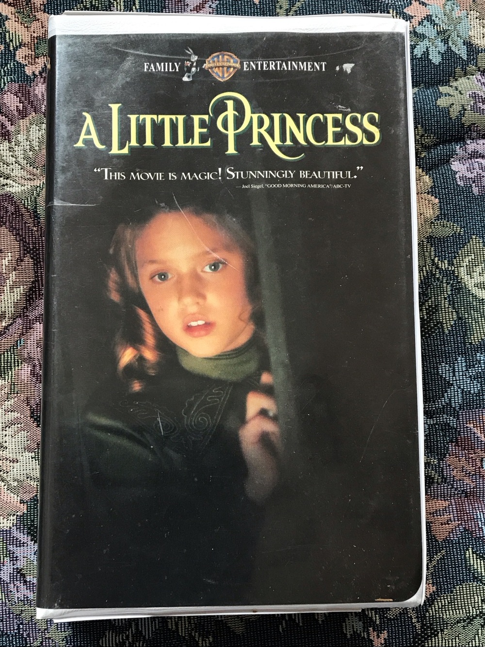 Warner Bros. A Little Princess Kids Movie - Black & Yellow Cover